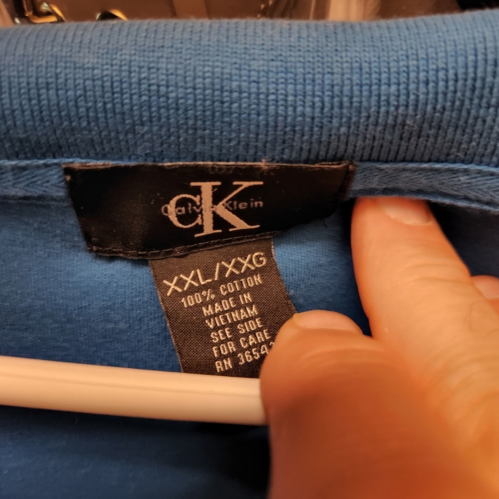 CALVIN KLEIN T-SHIRT XL